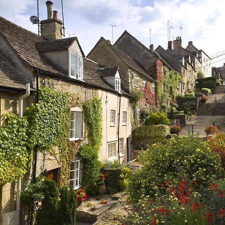 Well Cottage: A Cotswold Cottage At The Heart Of The Village Of Crudwell Zewnętrze zdjęcie